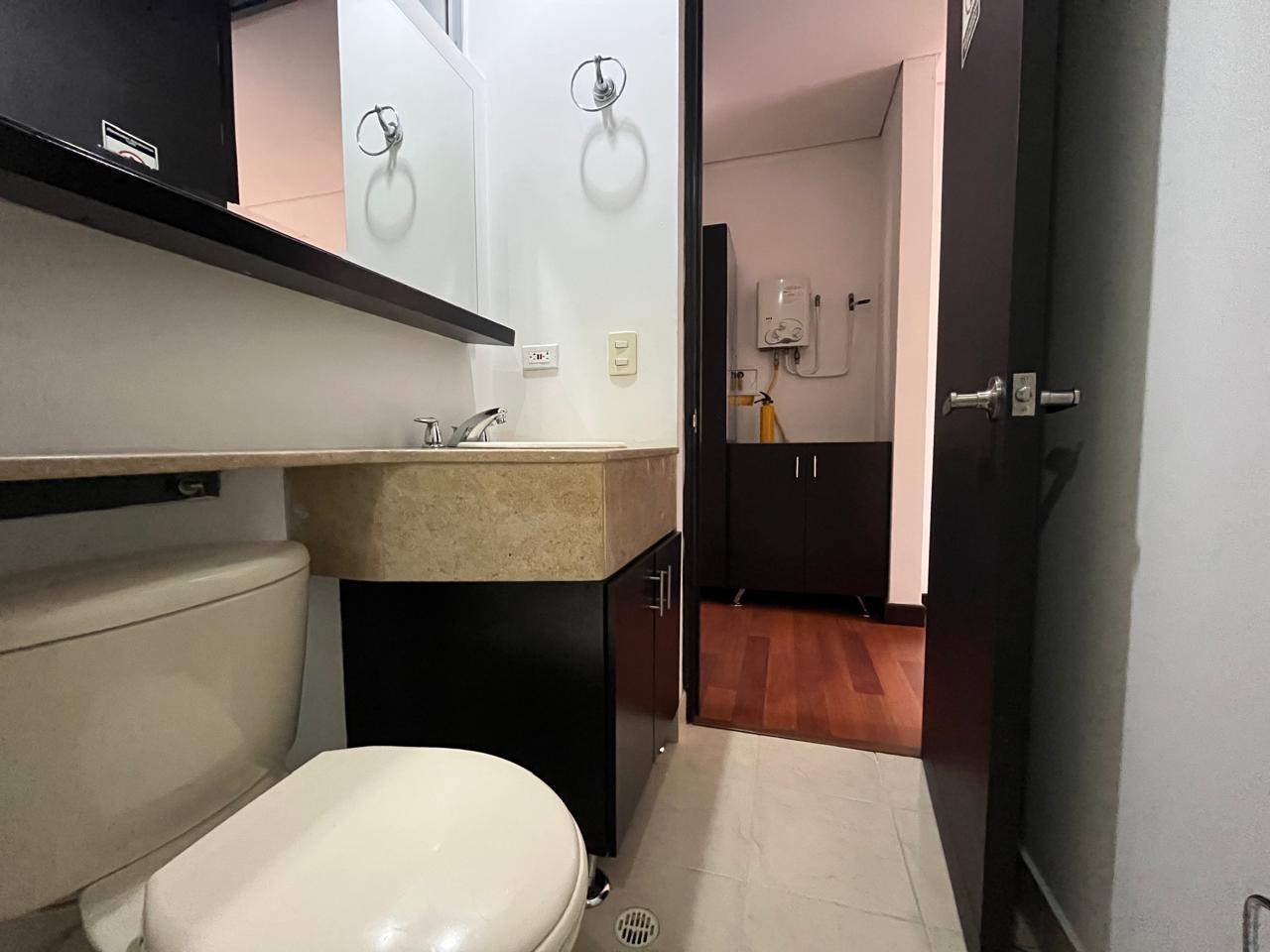 Apartamento en arriendo en El Poblado, Medellín · foto 10 de 10