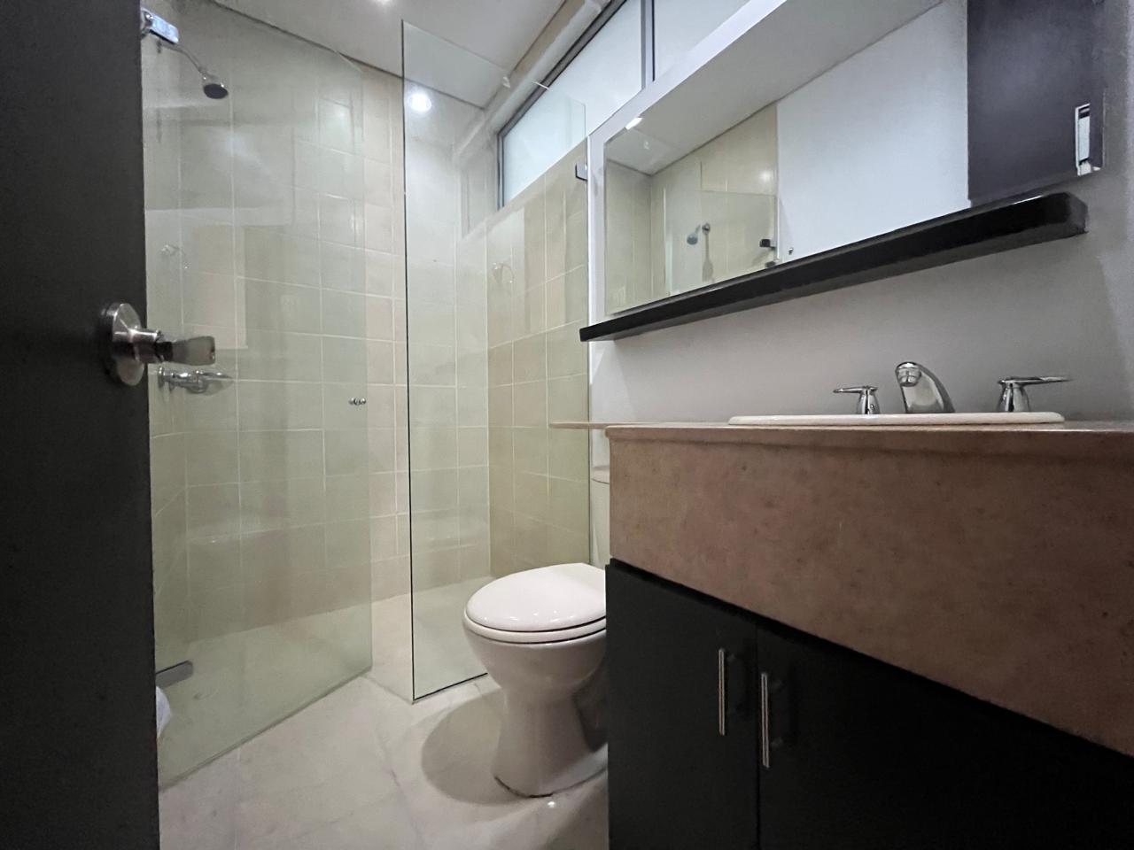 Apartamento en arriendo en El Poblado, Medellín · foto 9 de 10