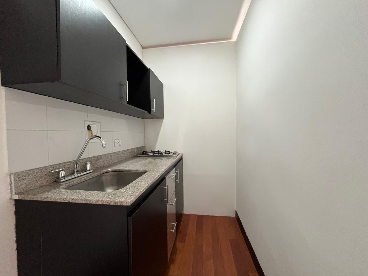Apartamento en arriendo en El Poblado, Medellín · foto 5 de 10