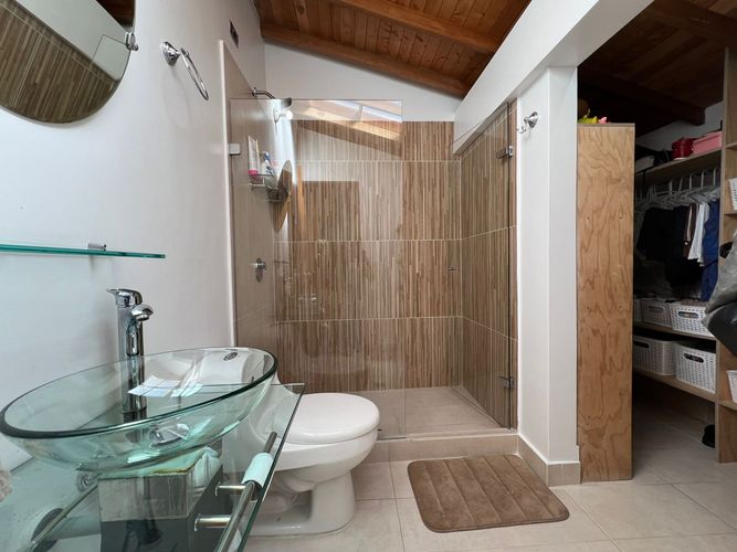 Casa de 4 alcobas en venta en Loma Del Chocho, Envigado, 500 m² · foto 13 de 20