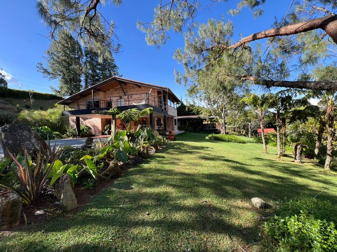 Casa de 4 alcobas en venta en Loma Del Chocho, Envigado, 500 m² · foto 20 de 20