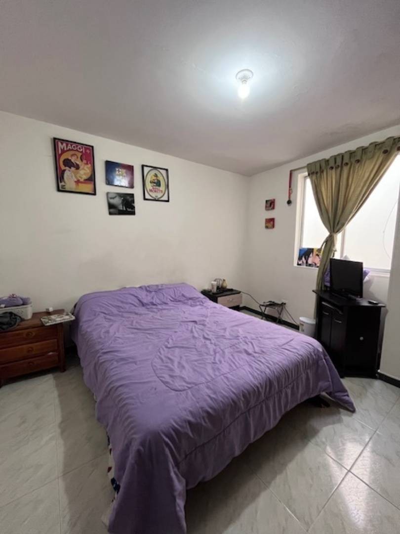 Casa en venta en La Toscana, Bogotá · foto 6 de 24