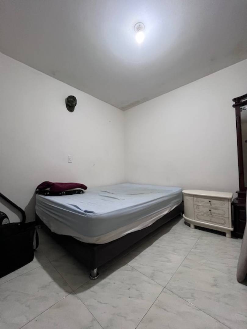 Casa en venta en La Toscana, Bogotá · foto 14 de 24