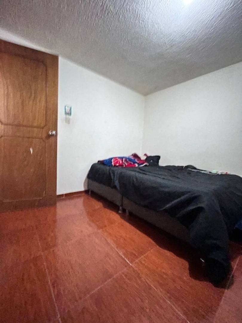 Casa en venta en La Toscana, Bogotá · foto 19 de 24