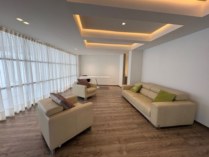 Casa de 6 alcobas en venta en Lagos De Torca, Bogotá, 900 m² · foto 9 de 24