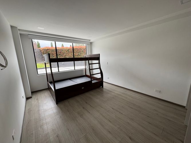 Casa de 6 alcobas en venta en Lagos De Torca, Bogotá, 900 m² · foto 13 de 24