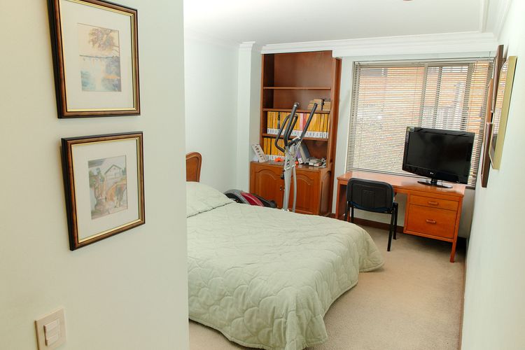 Apartamento de 3 alcobas en venta en Chicó Navarra, Bogotá, 230 m² · foto 12 de 24