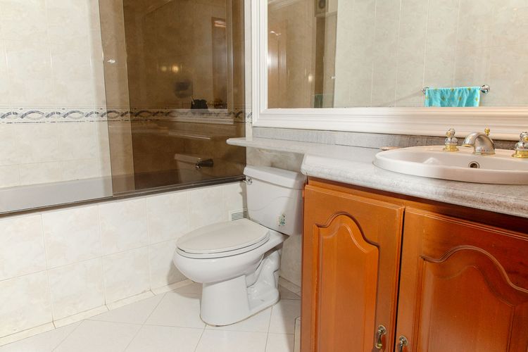 Apartamento de 3 alcobas en venta en Chicó Navarra, Bogotá, 230 m² · foto 19 de 24