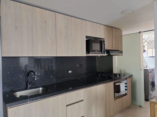Apartamento de 3 alcobas en venta en Villa Santa Teresa, Envigado, 128 m² · foto 5 de 16