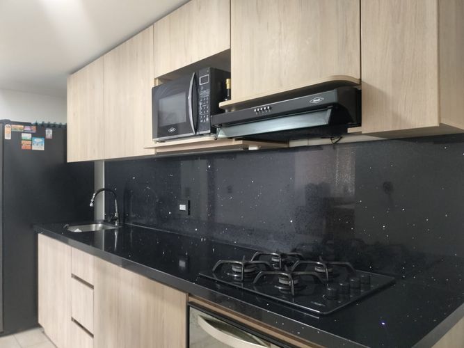 Apartamento de 3 alcobas en venta en Villa Santa Teresa, Envigado, 128 m² · foto 4 de 16