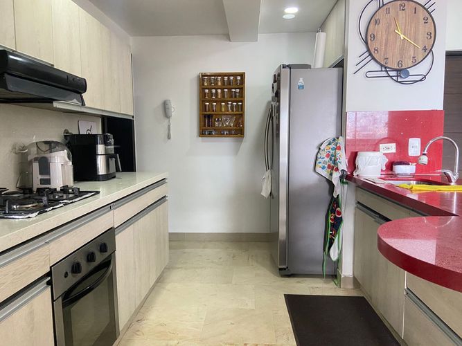 Apartamento de 2 alcobas en venta en Vegas De La Doctora, Sabaneta, 98 m² · foto 8 de 18