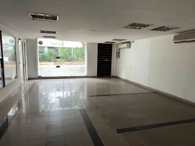 Local en arriendo en El Poblado, Medellín, 434 m² · foto 6 de 7