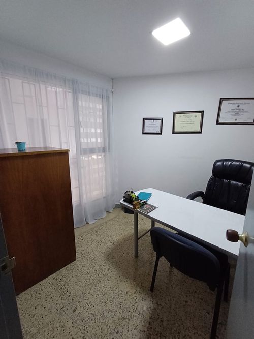 Local en venta en Bomboná No. 1, Medellín, 70 m² · foto 2 de 13