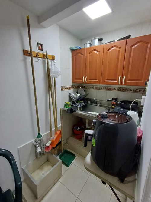 Local en venta en Bomboná No. 1, Medellín, 70 m² · foto 10 de 13