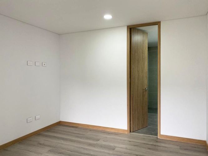Apartamento de 3 alcobas en arriendo en El Poblado, Medellín, 111 m² · foto 12 de 18