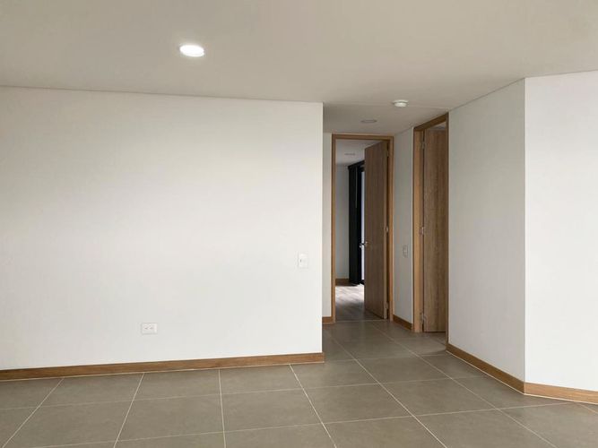 Apartamento de 3 alcobas en arriendo en El Poblado, Medellín, 111 m² · foto 4 de 18