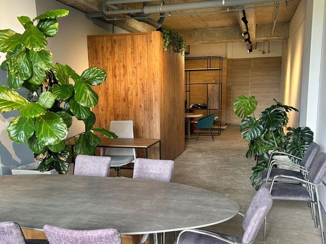 Oficina en arriendo en Loma Del Chocho, Envigado, 60 m² · foto 4 de 4