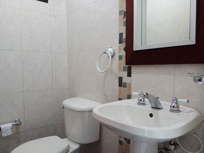 Casa de 4 alcobas en venta en Loma Del Chocho, Envigado, 350 m² · foto 17 de 20