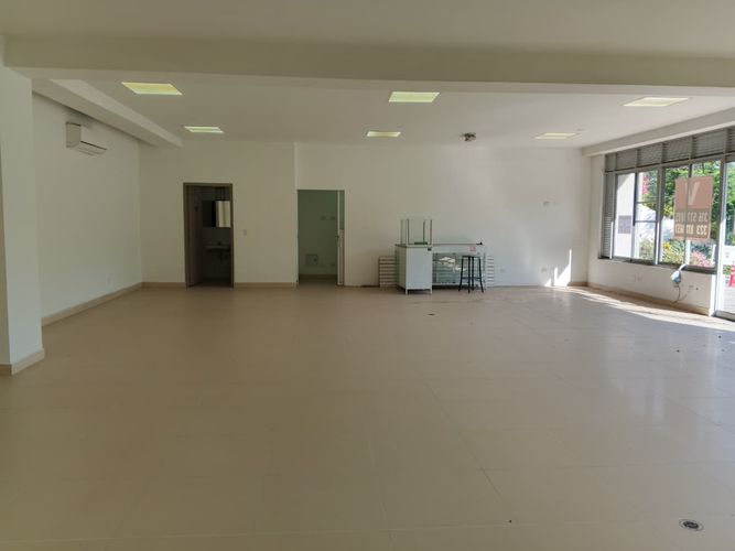 Local en arriendo en Torres Del Lago, Bucaramanga, 138 m² · foto 20 de 24