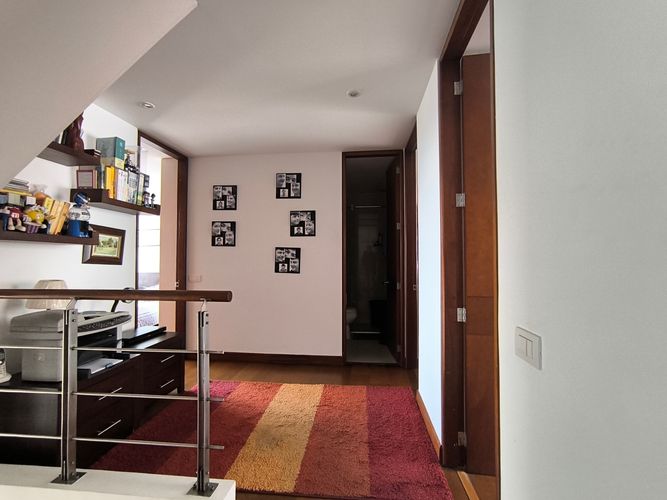 Casa de 4 alcobas en venta en Bosque De Pinos, Bogotá, 284 m² · foto 9 de 24