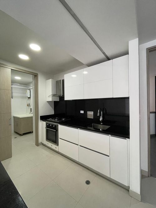 Apartamento de 2 alcobas en venta en Nuevo Sotomayor, Bucaramanga, 79 m² · foto 5 de 14