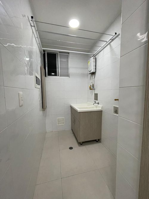 Apartamento de 2 alcobas en venta en Nuevo Sotomayor, Bucaramanga, 79 m² · foto 7 de 14