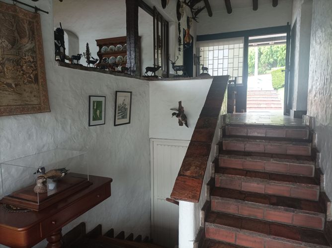 Casa de 3 alcobas en venta en Cerros De Niza, Bogotá, 577 m² · foto 14 de 24