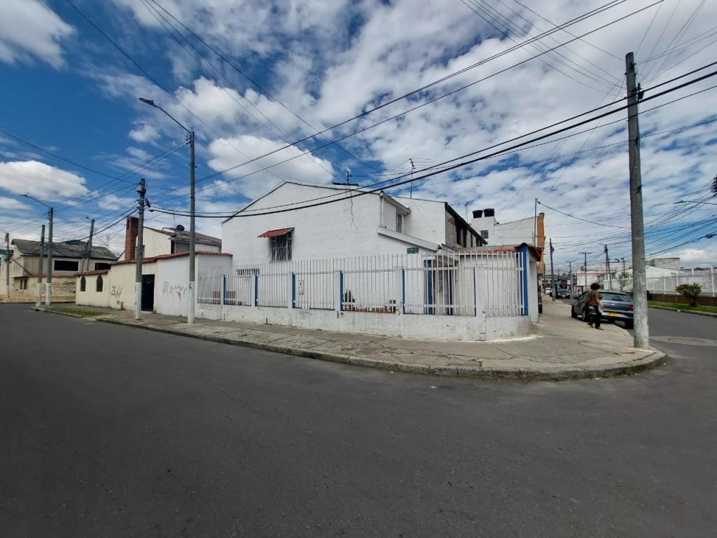 Casa en venta en Villa Luz, Bogotá · foto 15 de 15
