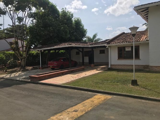 Casa de 3 alcobas en venta en Potrerito, Jamundí, 350 m² · foto 4 de 24