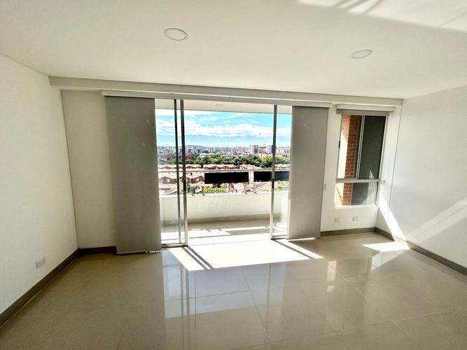 Apartamento de 3 alcobas en venta en Valle Del Lili, Cali, 91 m² · foto 2 de 24