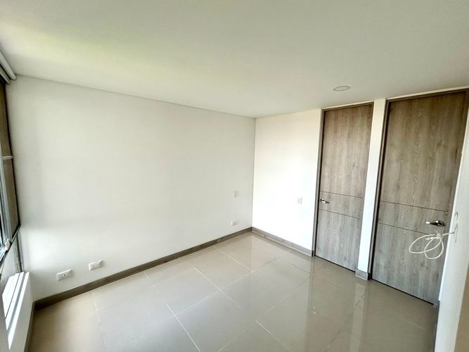 Apartamento de 3 alcobas en venta en Valle Del Lili, Cali, 91 m² · foto 11 de 24