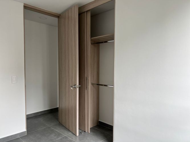 Apartamento de 3 alcobas en venta en La Doctora, Sabaneta, 70 m² · foto 10 de 14
