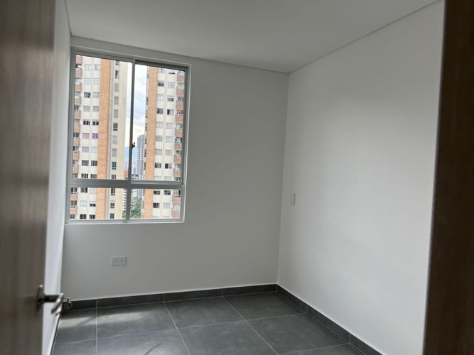 Apartamento de 3 alcobas en venta en La Doctora, Sabaneta, 70 m² · foto 11 de 14