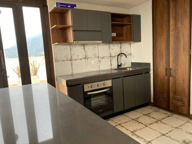 Apartaestudio en venta en La Candelaria, Bogotá, 91 m² · foto 9 de 12