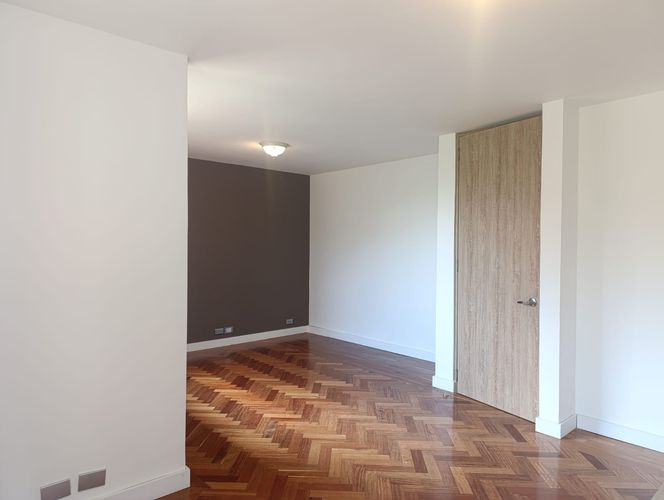 Apartamento de 2 alcobas en arriendo en El Poblado, Medellín, 140 m² · foto 11 de 18