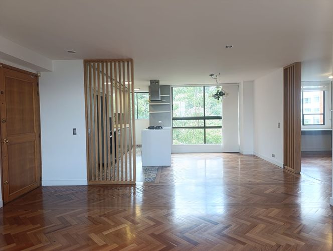 Apartamento de 2 alcobas en arriendo en El Poblado, Medellín, 140 m² · foto 9 de 18