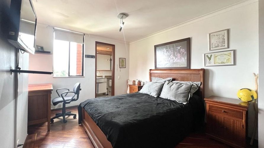 Apartamento de 3 alcobas en venta en El Poblado, Medellín, 174 m² · foto 7 de 18