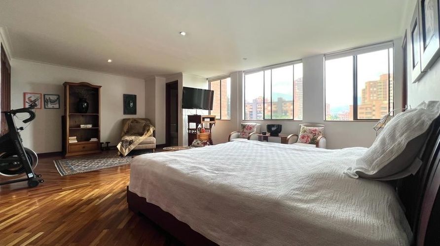 Apartamento de 3 alcobas en venta en El Poblado, Medellín, 174 m² · foto 11 de 18