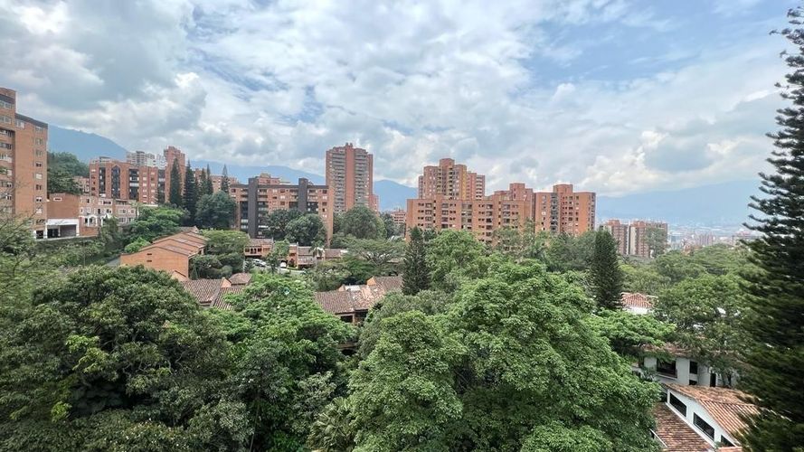 Apartamento de 3 alcobas en venta en El Poblado, Medellín, 174 m² · foto 18 de 18