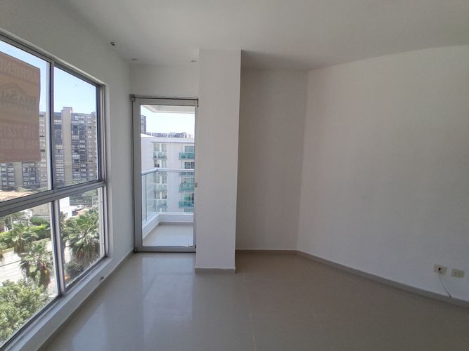 Apartamento de 3 alcobas en arriendo en Cr. Jardines De Tivoli, Barranquilla, 120 m² · foto 4 de 22