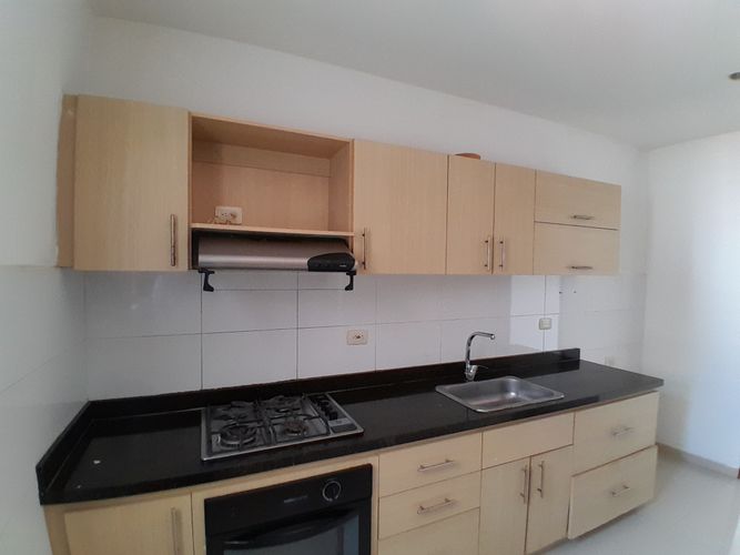 Apartamento de 3 alcobas en arriendo en Cr. Jardines De Tivoli, Barranquilla, 120 m² · foto 9 de 22