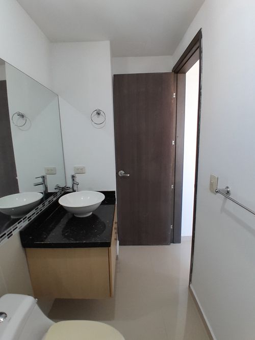 Apartamento de 3 alcobas en arriendo en Cr. Jardines De Tivoli, Barranquilla, 120 m² · foto 15 de 22