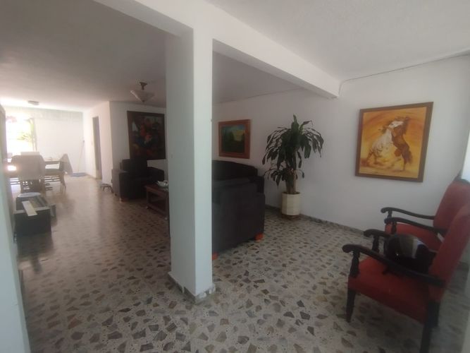 Casa de 7 alcobas en venta en Calasanz, Medellín, 300 m² · foto 4 de 24