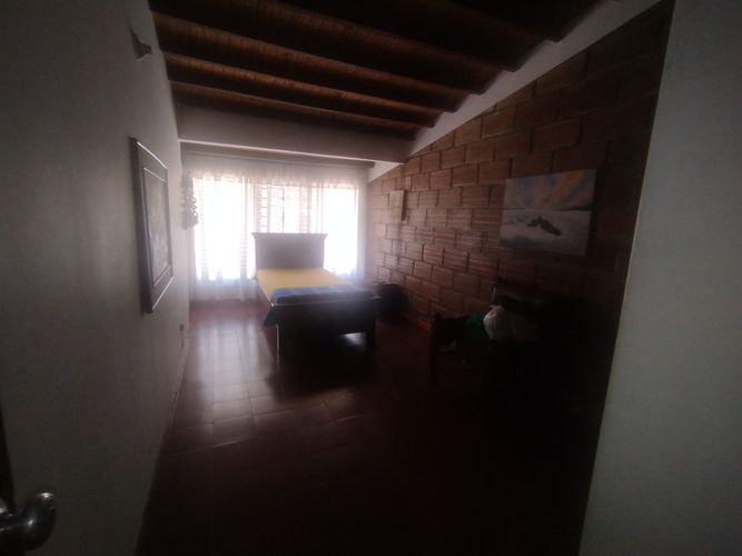 Casa de 7 alcobas en venta en Calasanz, Medellín, 300 m² · foto 9 de 24