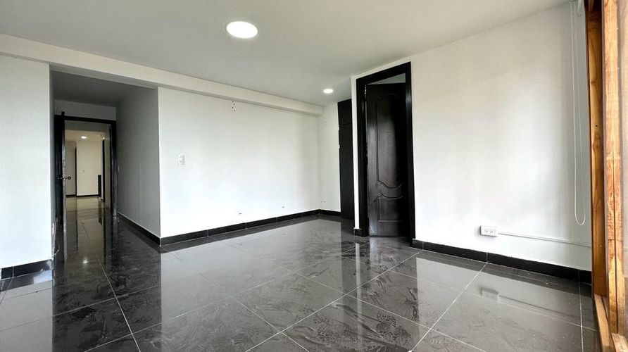 Casa de 5 alcobas en venta en La Calera, Medellín, 430 m² · foto 23 de 24