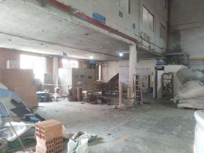 Bodega en arriendo en Entre Amigos, Sabaneta, 1260 m² · foto 5 de 7