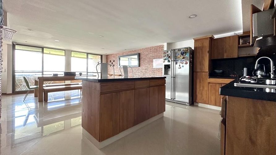 Apartamento en venta en Las Lomitas, Sabaneta · foto 2 de 19
