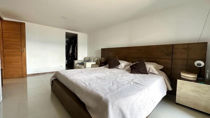 Apartamento en venta en Las Lomitas, Sabaneta · foto 8 de 19
