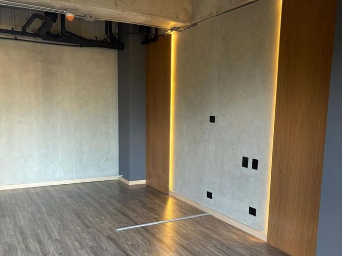 Oficina en arriendo en Loma Del Chocho, Envigado, 85 m² · foto 6 de 8