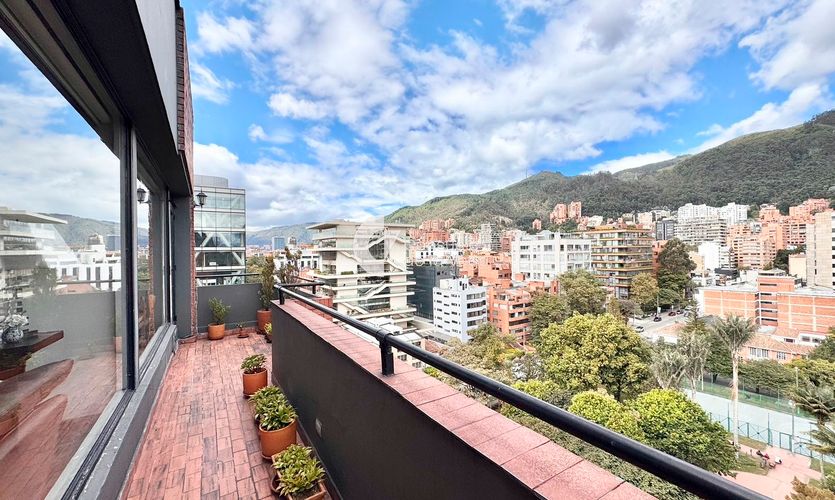 Apartamento de 3 alcobas en venta en El Nogal, Bogotá, 320 m² · foto 3 de 15